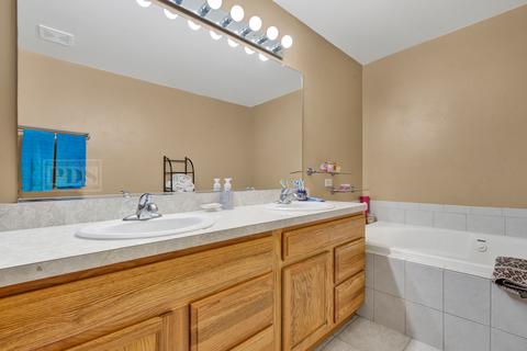 9 Sunset Ct, Steger, IL 60475 photo 16