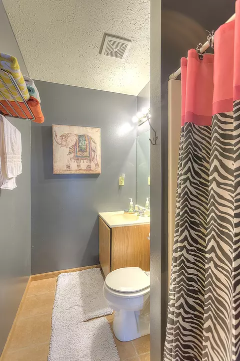 105 Sundance Trl, Capron, IL 61012 photo 13