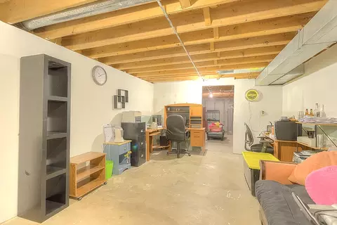 105 Sundance Trl, Capron, IL 61012 photo 15
