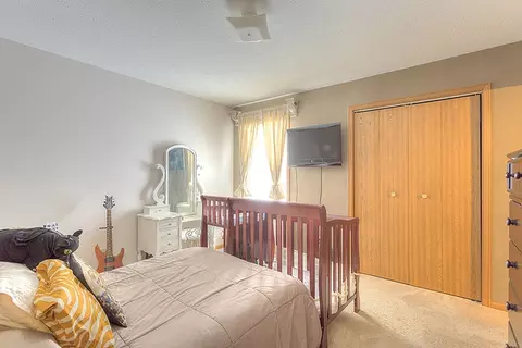 105 Sundance Trl, Capron, IL 61012 photo 10