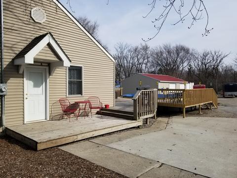 430 E Sauk Trl, Steger, IL 60475 photo 2