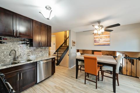 19148 Ada St, Lansing, IL 60438 photo 7
