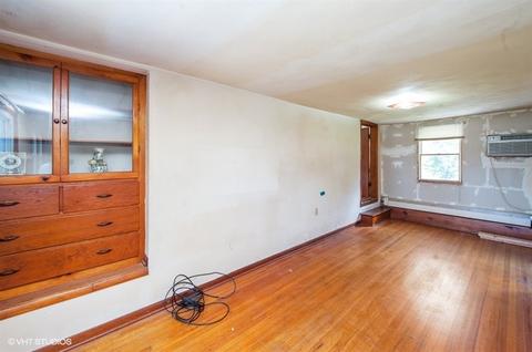 344 Marengo Rd, Harvard, IL 60033 photo 5