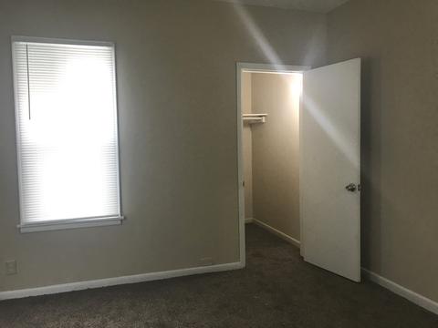 209 Fourth Ave, Joliet, IL 60433 photo 7