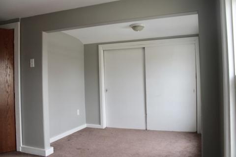 1925 S State St, Lockport, IL 60441 photo 11