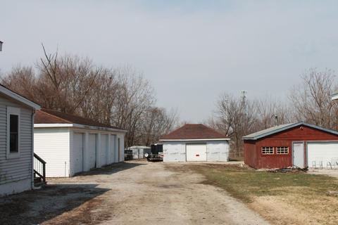 1925 S State St, Lockport, IL 60441 photo 3