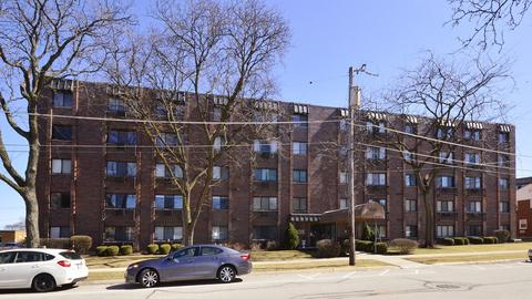 835 Pearson St #409, Des Plaines, IL 60016 photo 1