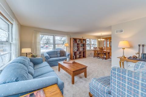 1313 Wakeman Ave, Wheaton, IL 60187 photo 4