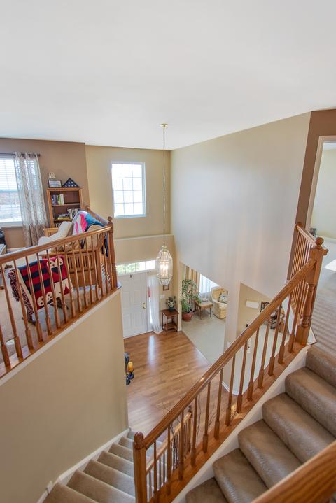 376 Comstock Dr, Elgin, IL 60124 photo 17