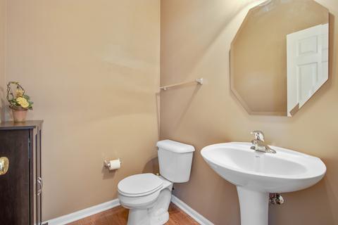 376 Comstock Dr, Elgin, IL 60124 photo 28