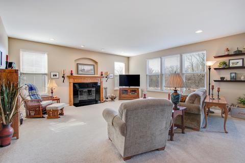 376 Comstock Dr, Elgin, IL 60124 photo 14