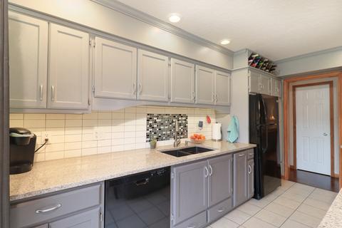 317 Raleigh Ct, Normal, IL 61761 photo 14