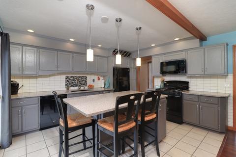 317 Raleigh Ct, Normal, IL 61761 photo 9
