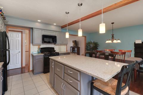 317 Raleigh Ct, Normal, IL 61761 photo 12