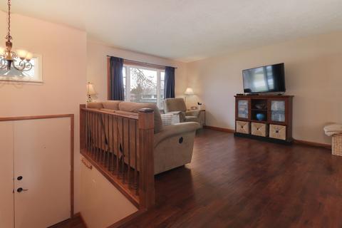 317 Raleigh Ct, Normal, IL 61761 photo 2