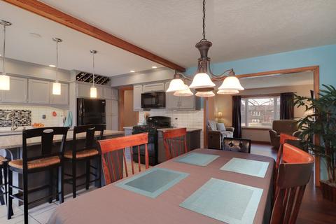 317 Raleigh Ct, Normal, IL 61761 photo 6
