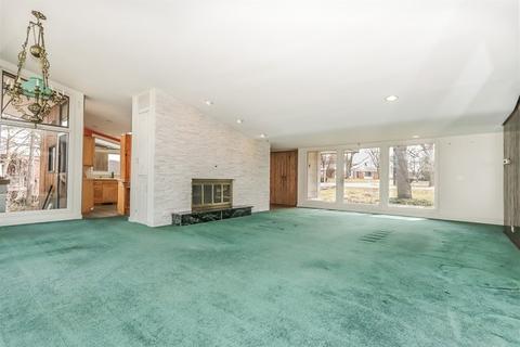 1136 Morningside Dr, Elgin, IL 60123 photo 8