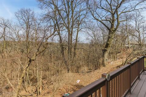 1136 Morningside Dr, Elgin, IL 60123 photo 2