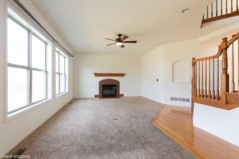 3831 Trillium Trl, Elgin, IL 60124 photo 9