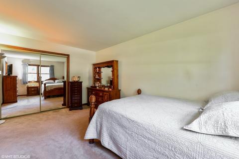 616 W Oneida Ave, Bartlett, IL 60103 photo 8