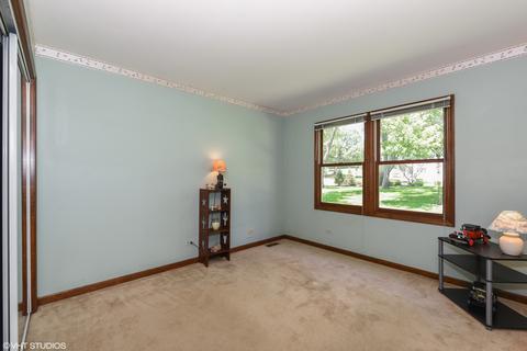 616 W Oneida Ave, Bartlett, IL 60103 photo 12