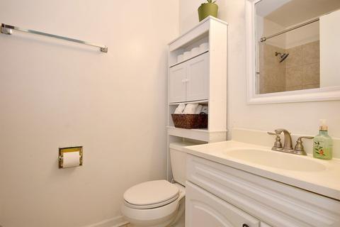1555 Fairfield Ln, Hoffman Estates, IL 60169 photo 9