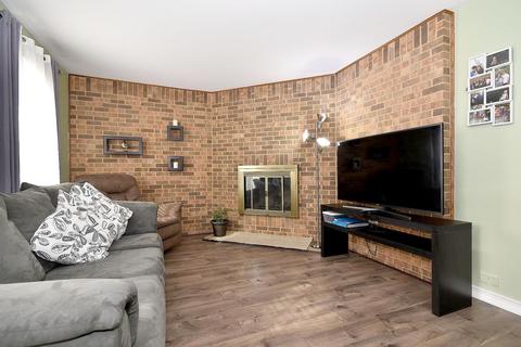 1555 Fairfield Ln, Hoffman Estates, IL 60169 photo 5