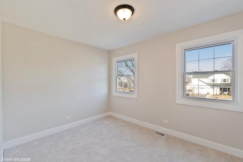 787 Poppy Ln, Bartlett, IL 60103 photo 12