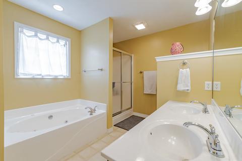 300 Gambel Ct, Normal, IL 61761 photo 26