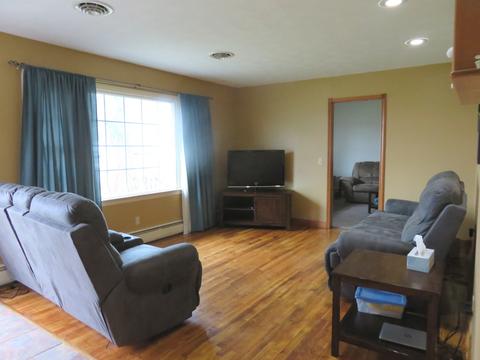 602 E Locust St, Tolono, IL 61880 photo 4