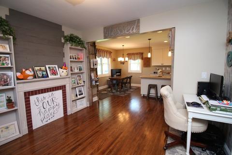133 E Second Ave, New Lenox, IL 60451 photo 8