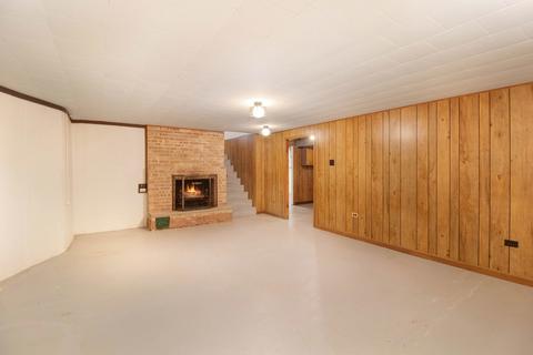 885 Estes St, Gurnee, IL 60031 photo 10