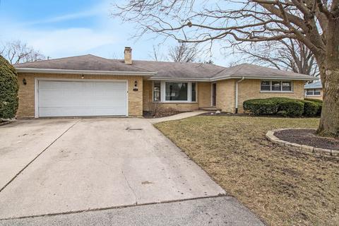 885 Estes St, Gurnee, IL 60031 photo 1