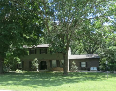 925 Harper Dr, Algonquin, IL 60102 photo 1
