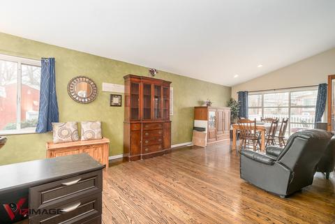 52 Monee Rd, Park Forest, IL 60466 photo 2
