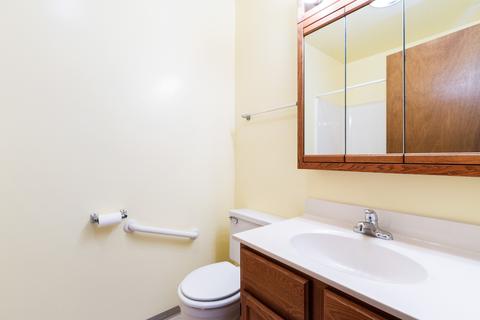 620 S Broadway St, Mchenry, IL 60050 photo 7