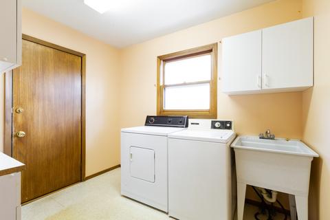 620 S Broadway St, Mchenry, IL 60050 photo 8
