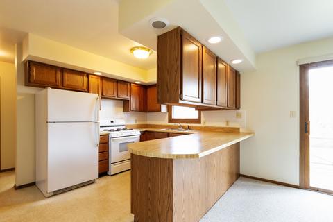 620 S Broadway St, Mchenry, IL 60050 photo 4