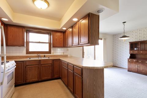 620 S Broadway St, Mchenry, IL 60050 photo 3