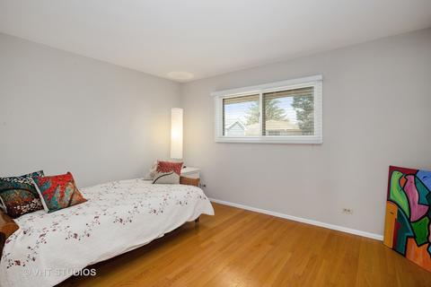 1806 E Aztec Ln, Mount Prospect, IL 60056 photo 17