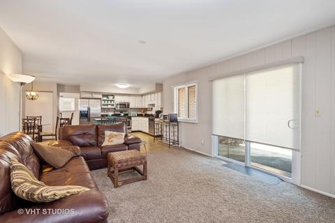 1806 E Aztec Ln, Mount Prospect, IL 60056 photo 12