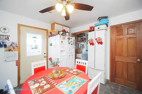 8444 S 77th Ct, Bridgeview, IL 60455 photo 13