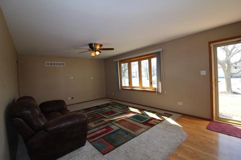 6501 Peyla Ln, Plainfield, IL 60586 photo 3