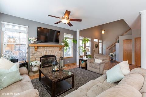 220 Katrina Ln, Algonquin, IL 60102 photo 8