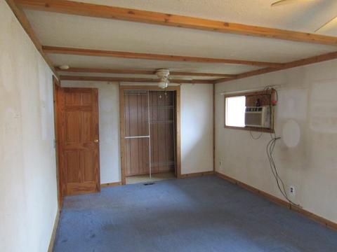 715 E Jackson St, Morris, IL 60450 photo 10