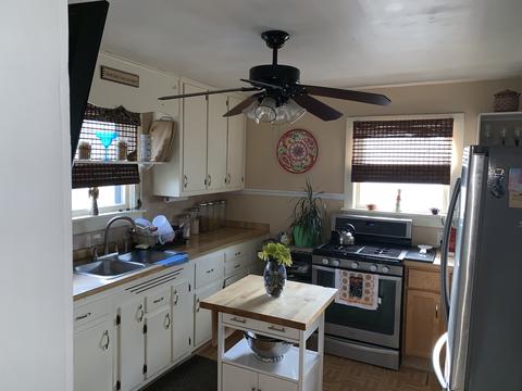 233 5th St, Aurora, IL 60505 photo 9
