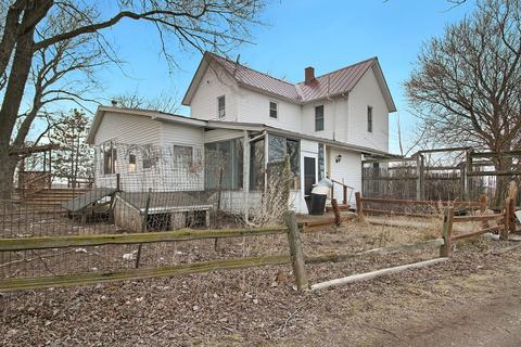 1623 E 4000n Rd, Cabery, IL 60919 photo 2
