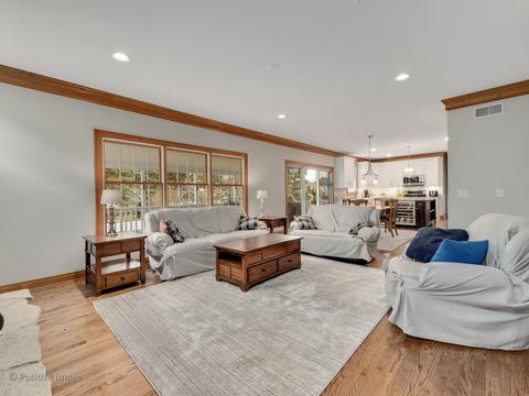 26 W074 Jerome Ave, Wheaton, IL 60187 photo 9