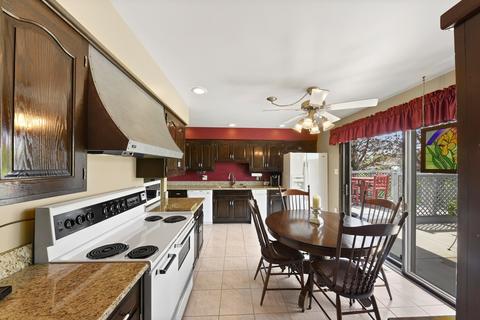 2023 Kettle Ct, Lansing, IL 60438 photo 3