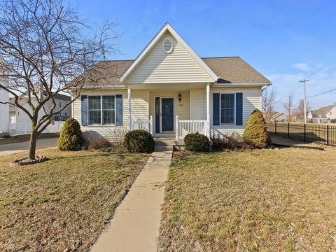 1118 Bull St, Normal, IL 61761 photo 1
